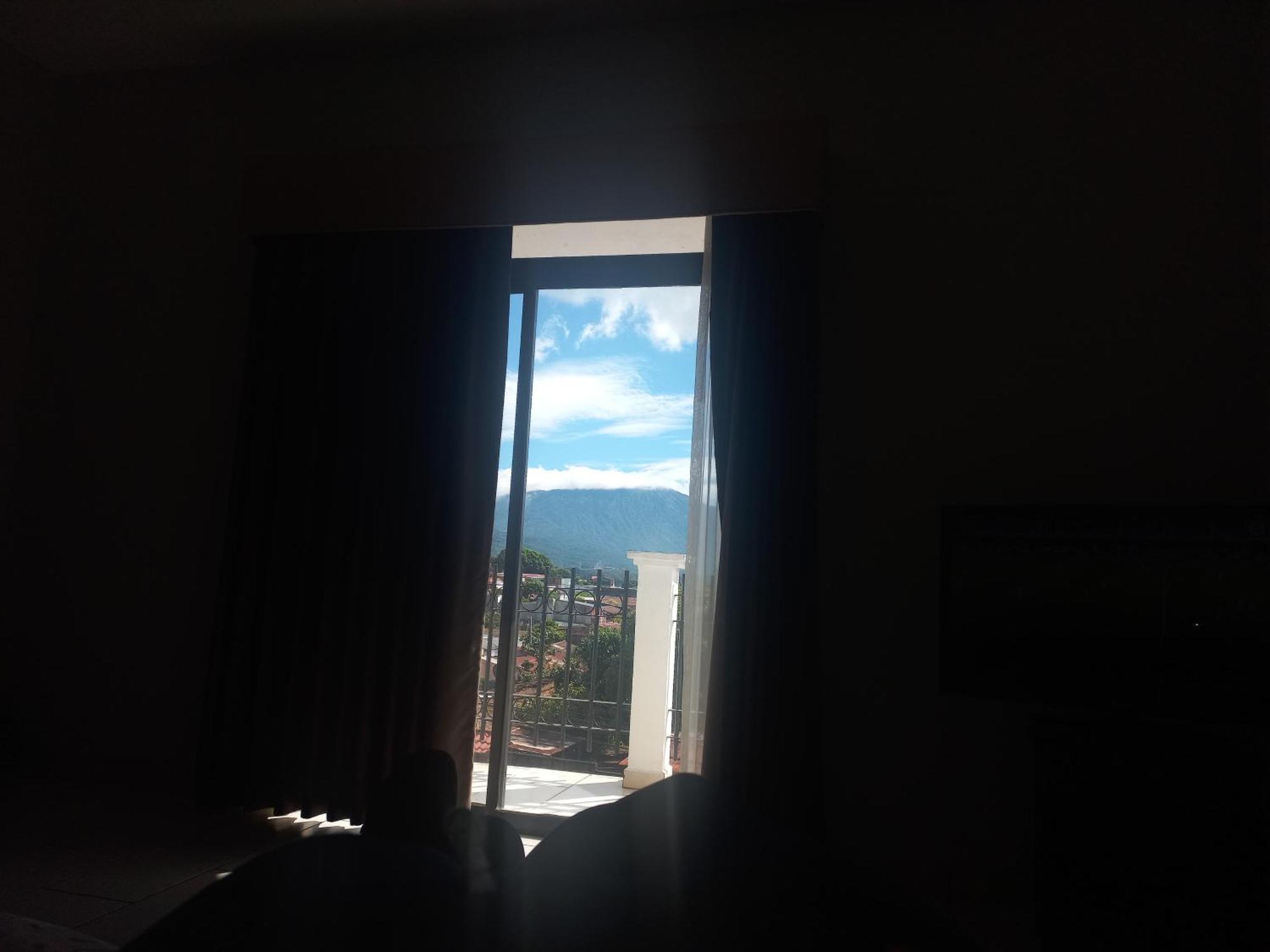Vista Los Volcanes Hotel Y Restaurante Juayúa Esterno foto